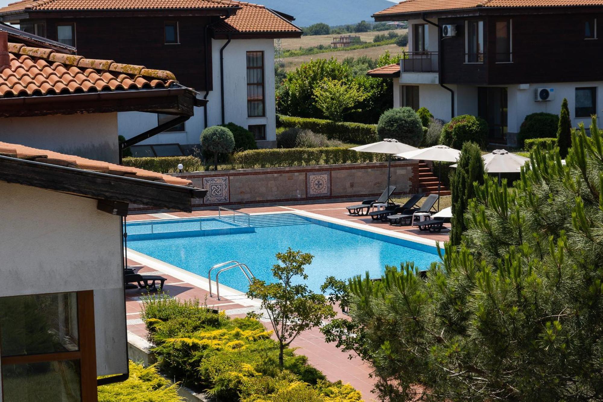 Villas In Complex Trakiyskiy Bryag Lozenets Εξωτερικό φωτογραφία