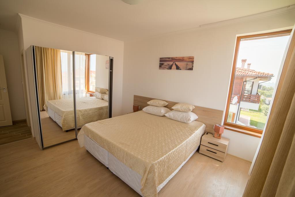 Villas In Complex Trakiyskiy Bryag Lozenets Εξωτερικό φωτογραφία
